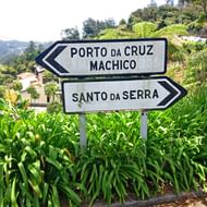 Skyltning mot Porto da Cruz