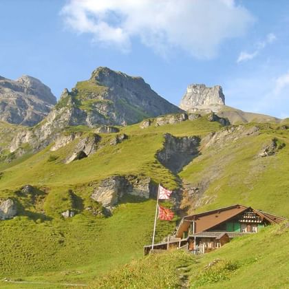 Traditionellt fäbod längs Bärentrek
