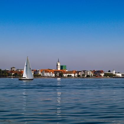 Utsikt från färjan till Friedrichshafen