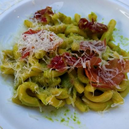 Piatto al Pesto e Speck