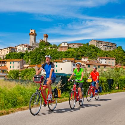Cyklister vid Nozzano