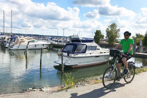Cyclist in Djursholm