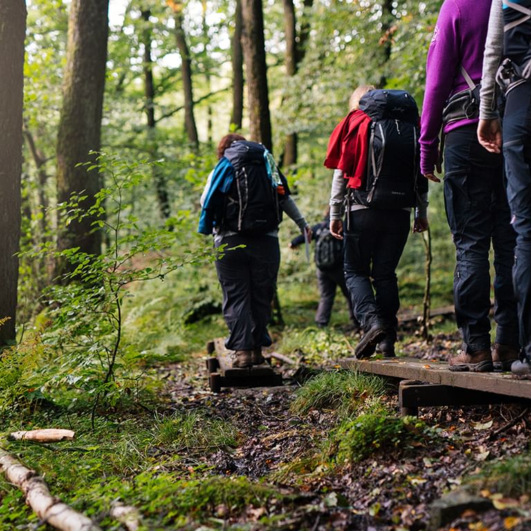 Wanderer unterwegs auf dem Sörmlandsleden